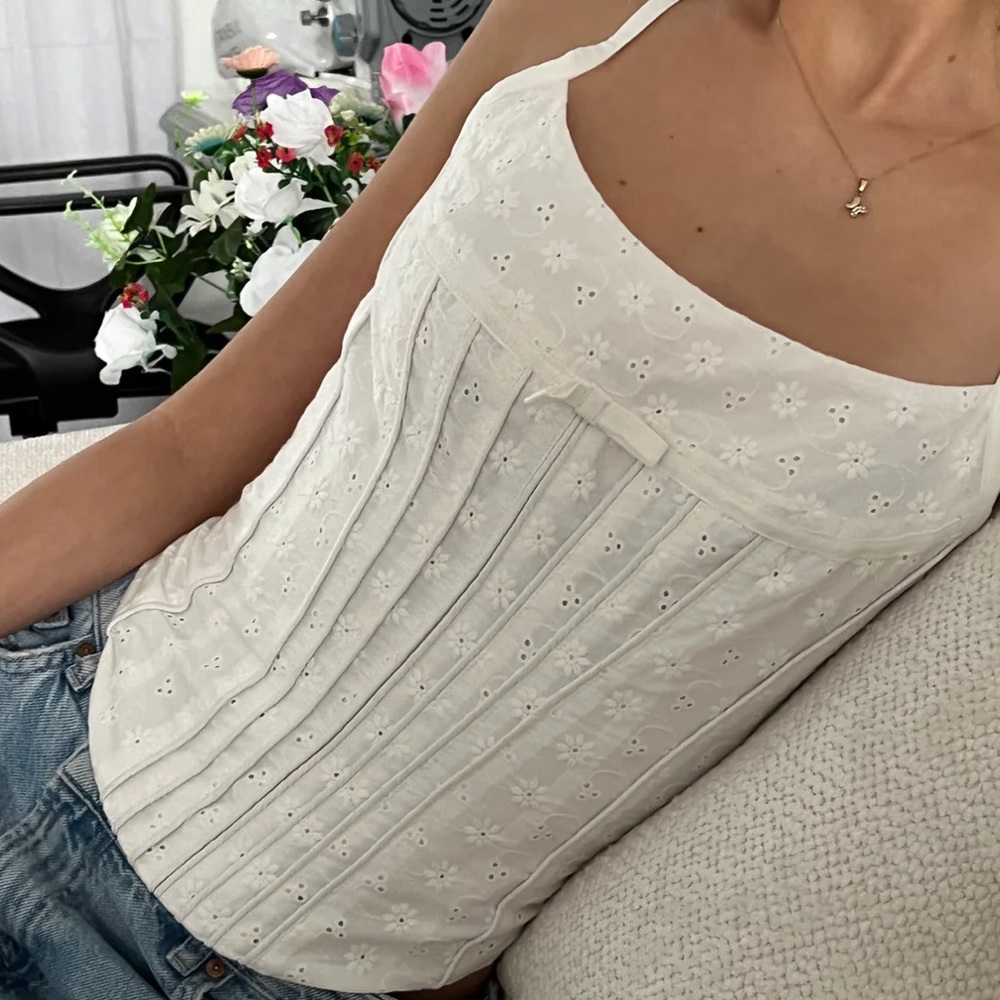 FENITY white corset like top